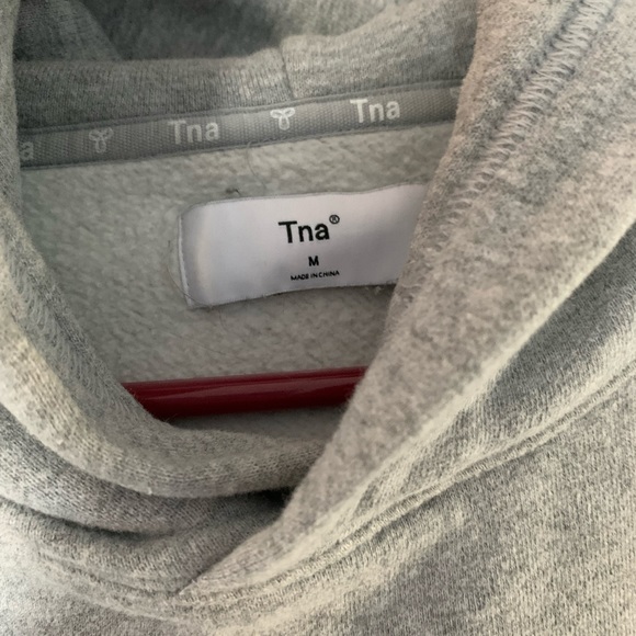 Aritzia TNA Perfect Hoodie - Picture 6 of 6